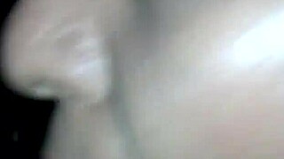 दो गे अमेचर्स एक साथ मस्ती कर रहे हैं