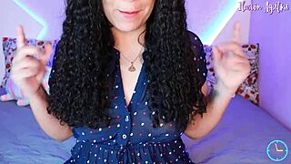 Mexican beauty Agatha Dolly’s 10-minute solo performance