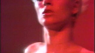 Blonde bombshell Lois Ayres in hardcore vintage stage show
