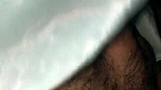 Cross dressing gay masturbates with hot aunt Reshmi Shalwar