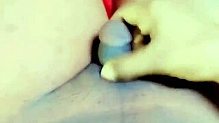 Tanned milf shakes ass while rubbing tiny clitty