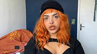 Solo girl with an extra chill gives a softcore blowjob