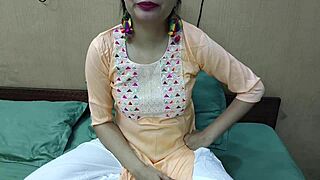 Indian Stepmom Screws Stepson in Hardcore Homemade Clip