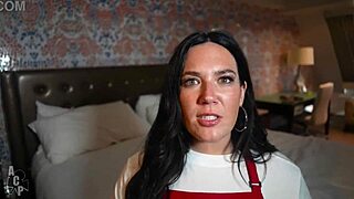 Smiths Employee Quits After Meeting Rich Sugar Daddy