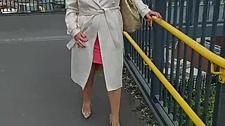 I’m so daring, Jasmin69, showing off outdoors in public, oops!