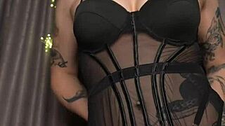 Pov virtual sex: juicy babe begs for cumshot while fingering big tits