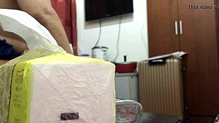 yangpu mature lady enjoys intimate oral play