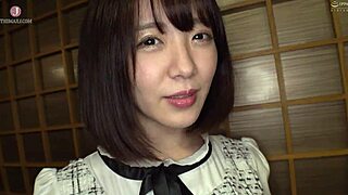 Tragický příběh J: Podvedena starým mužem falešným kouzlem