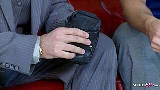 ¡Hey, esposa sexy Amanda seduce marido para trío anal duro! 😈