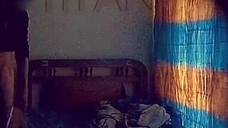 Skjult kamera fanger sexet latinamerikansk kollega i at sutte og røvkneppe