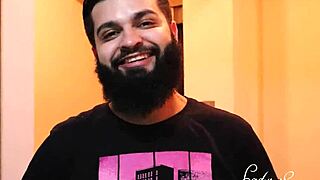 Milf kasih pantat dengan semangat! Hampir bunuh cowok muda dengan pantat raksasa itu, hadiah buat suami saya dengan Suzie Slut - Lady Snow Brasil dan Lord Kenobi