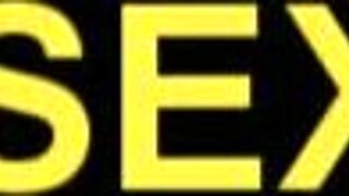 Amaterska punca draži z javnim pihanjem na prostem