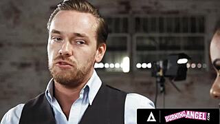 יו, תראה את האנג'ל הבוער שלישייה אינטרסיילית קשה עם שתי קיוטיז קטנות 18+!