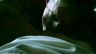 Vagninho in Pamela Pantera izvedeta ekstremni footjob s senzualno masažo in srečnim koncem izlivom na jezik