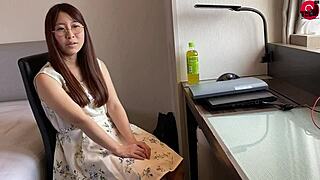 ぽっちゃり日本ベイブが本気でフェラしてくれる