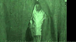 奶奶的告白与香槟在黑暗灯笼娱乐的秘密生活