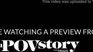 Kayla Paige και Melody Marks παίζουν επικίνδυνο παιχνίδι σε POV κοντινή λήψη