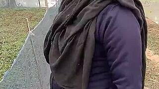 Bella ragazza bengalese condivide una storia intima e sexy