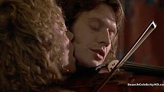 Greta Scacchi září ve filmu Červená 1998 scéna