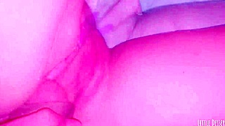 น้องสาวเลี้ยงอยากโดนเย็ดด่วนในหีโหนกสีชมพูหลังปาร์ตี้เฟี้ยว ตอนที่ 1