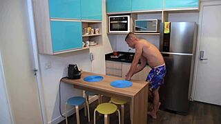 Marido fingers milf wife's big clit pussy in lingerie before work casting