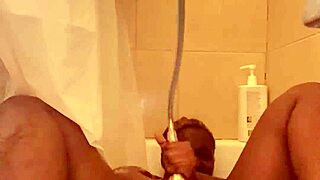 wanna see this cute black teen shower pussy play all wet n drippin? 💧😏
