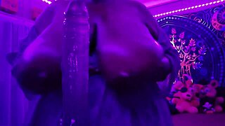 Worship this plump purple bbw with huge natural tits!