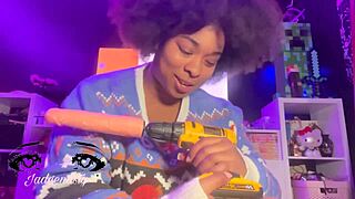 jadeenasty moans squirting on drill toy in nasty review
