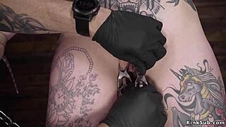 damn, that pale slave's ass takes brutal dungeon whips!