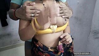 Desi bhabhi leaks hot Indian wife sex mms clips