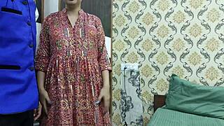 Beautiful Indian Bhabhi Rides Cowgirl Fucks Doggystyle In Hot Romantic Milf Chudai