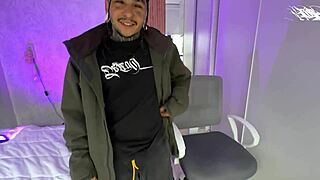 I called the technician to check the internet and ended up fucking him
