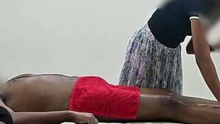 Flashing to massage lady