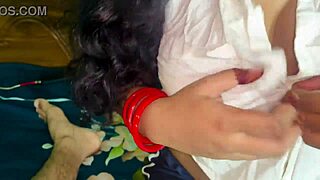 Beauty bangladeshi girlfriend boyfriend big cock cumshot at home