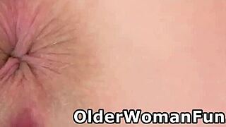Sultry Mature Holly Masturbates In Black Tights