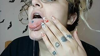 new fetish queen discovered backstage