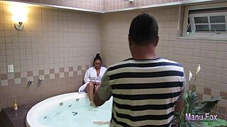 sexo lesbo alessandra marques makes manu fox cum backstage