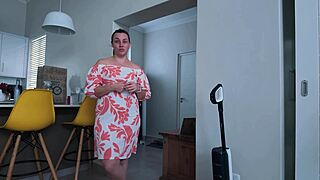 Pov your big butt ex girlfriend comes over and convinces you to cheat and let her stay over with a creampie