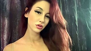 italian artemisia love smokes with big tits