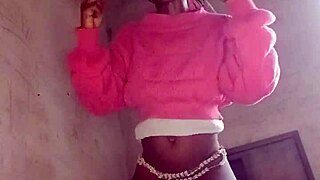 crazybitch dances naked showing pussy and ass close up