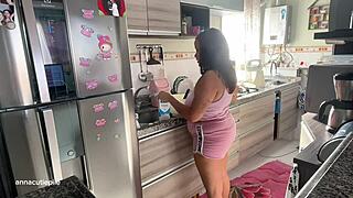 pussy play while i get ready for day