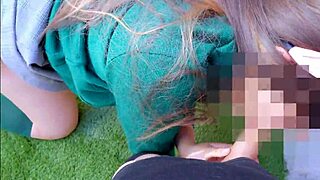 Se cogen a colegiala por el culo