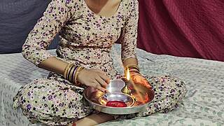 raksha bandhan par sauteli behen ne gift mein chudai mangi