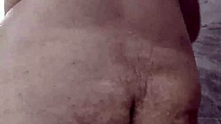Je me defonce le cul avec mon dildo géant