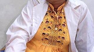 indian bangla nurse fucking at home with boss