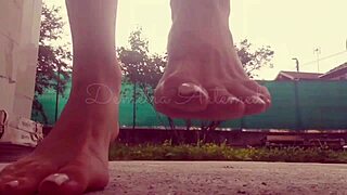 piedi nudi in fetish scene