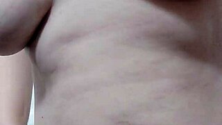 Elisha Shares Her Boobs With Passion In Amateur Video