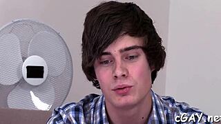 Wow! Porn Gay dengan Kontol Besar dalam Aksi!