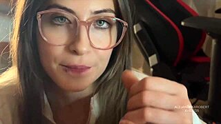 Girl With Glasses Blows And Gets Creampied