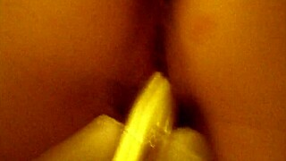 hey dude, wanna see me masturbate gold?